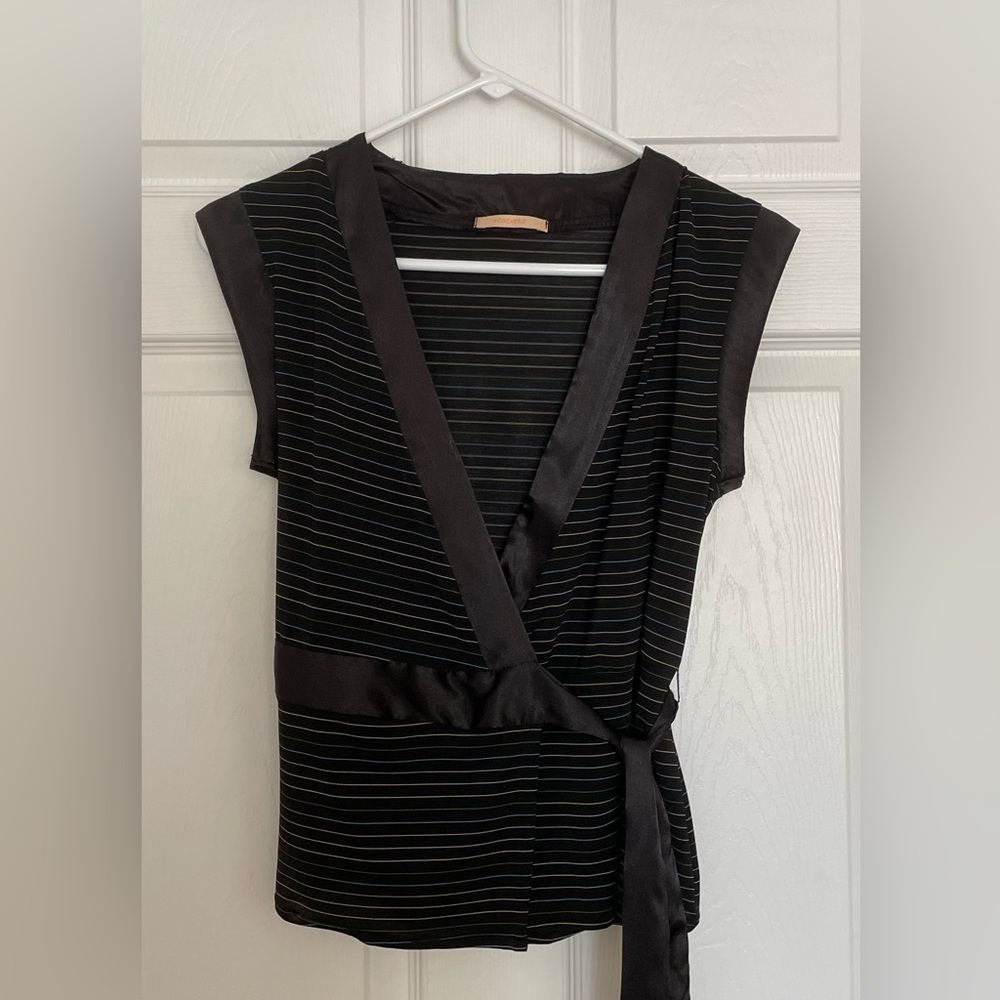Forever 21 black with multicolored pinstripes shirt/vest that ties at the waist